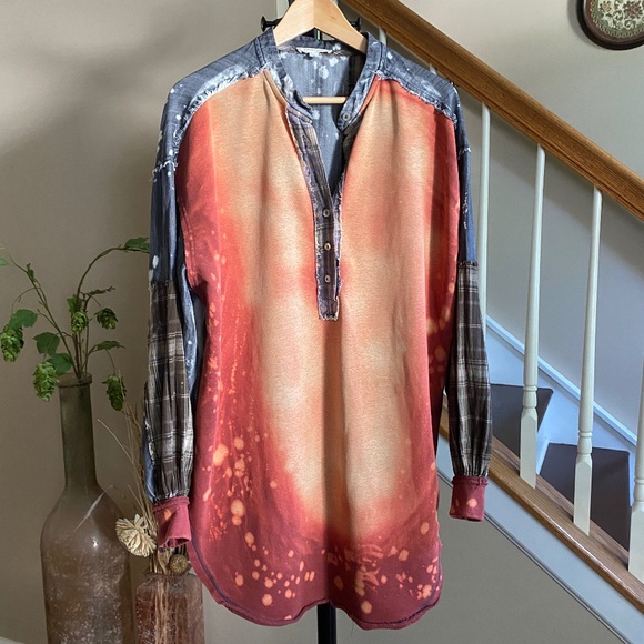 Oli & Hali Long Sleeve Acid Wash Pull On Patched Oversized Tunic Size Medium - Picture 4 of 15